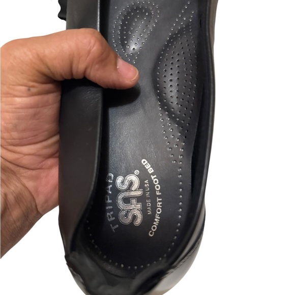 SAS Comfort Flats Sleek Design, a perfect choice for someone with a foot problem - Picture 12 of 13